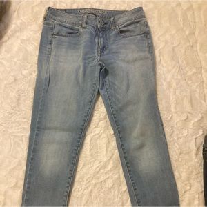 American eagle size 8 jeans